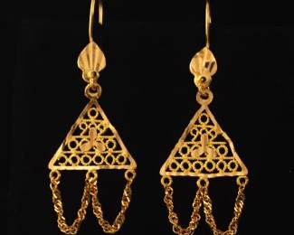 Ladies Pair of High Carat Triangle Filigree Earrings