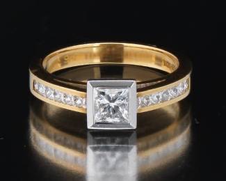 Ladies Diamond Ring