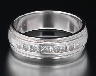 Classical Gold and Diamond Band