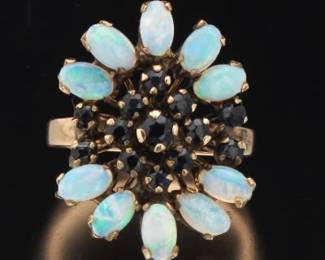 Ladies Gold, Garnet and Opal Ring