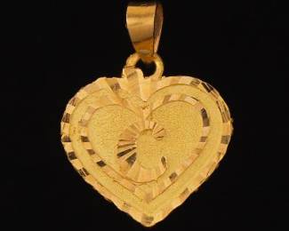Ladies High Carat Gold Heart with Letter C Pendant