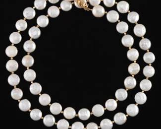 Ladies Gold and Button Pearl Necklace