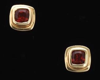 Ladies Pair of Gold and Garnet Ear Studs