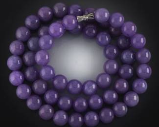 Ladies Lavender Jade Bead Necklace