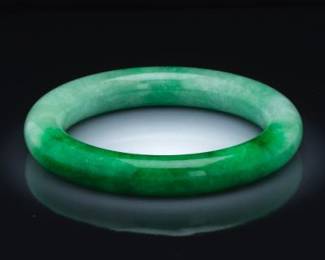 Ladies Jadeite Bangle Bracelet