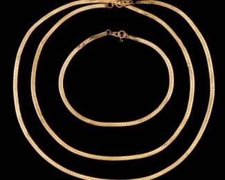 Ladies Necklace and Bracelet Set