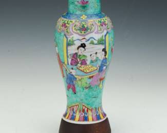 Chinese Porcelain Famille Vert Vase on Wood Stand, Jianqing, as Lamp Base