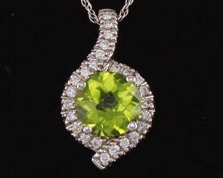 Ladies Gold, Peridot and Diamond Pendant on Chain