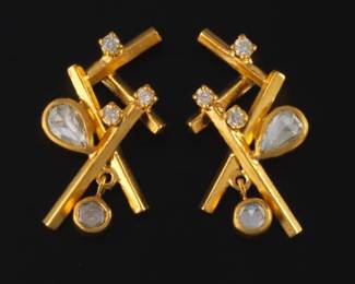 GURHAN High Carat Gold and Diamond Pair of Earrings
