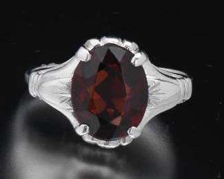 Ladies Gold and Garnet Ring