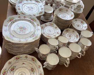 Royal Albert Petit Point