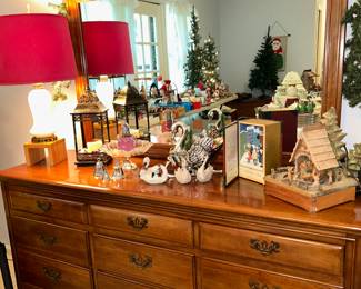 Christmas (12 drawer dresser with mirror)
