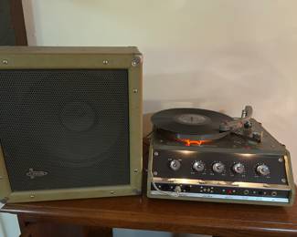 Vintage tube record player (Newcomb) WORKS!