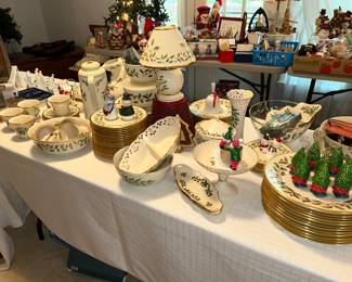 LENOX Christmas Dishes (Huge Set)