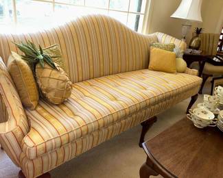 Chippendale Sofa (Statton)