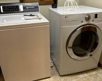 Washer and Dryer (gas) Excellent condition
