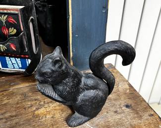 Vintage Cast Iron Black Squirrel Nutcracker