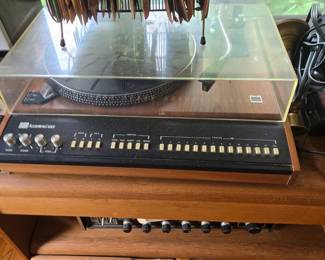 Programable turntable - part of stereo equipment available