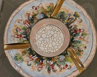 CAPODIMONTE LARGE ASH TRAY