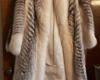 AVANTI LADIES FULL LENGTH BLUE FOX COAT