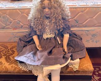 LITTLE MISS MUFFETT??