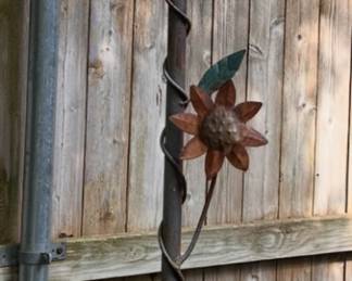 BIRDHOUSE