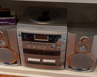 STEREO SYSTEM