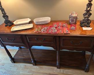 Hekman Buffet/Side board