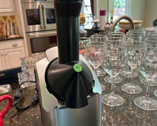 Yonanas Frozen Fruit Soft-Serve Dessert Maker