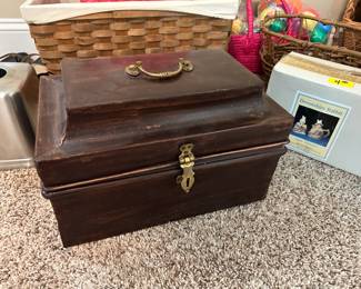 Storage boxes