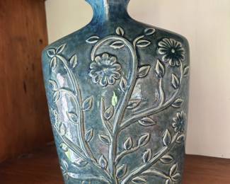 Vases and decor