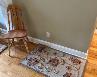 Small rugs and vintage chair