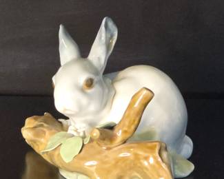 LLadro Figurine