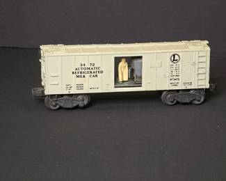 Lionel Operating Milk Car