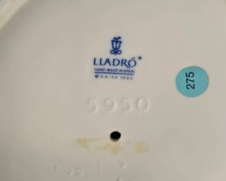 LLadro Figurine