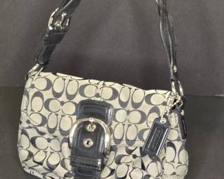 Coach Signature Shoulder Bag