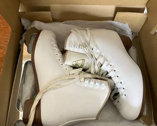 Brand new figure skates size 7.5