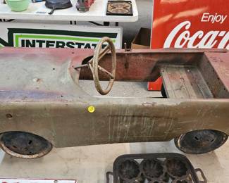 PEDAL CAR