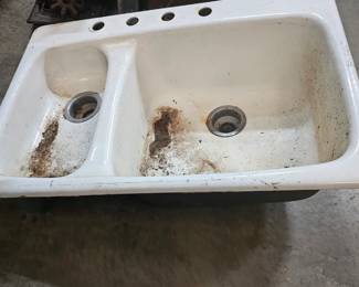 VINTAGE SINK