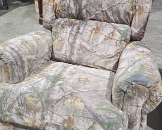 CAMO RECLINER