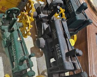 CAST IRON JOHN DEERE TRACTORS