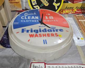FRIGIDARE WASHERS CLOCK