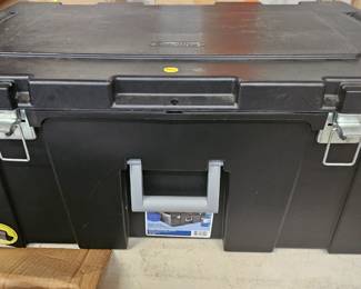 TOOL BOX