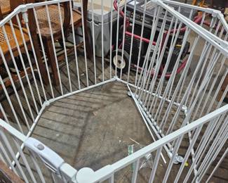 BABY PLAY FENCE