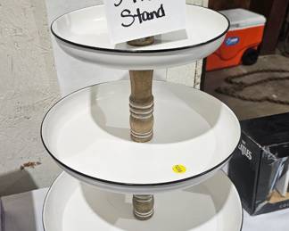 THREE TIER STAND
