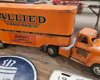 VINTAGE METAL TRUCK TOY