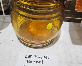 L E SMITH BARREL COOKIE JAR