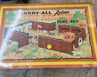 VINTAGE FOR APACHE PLAY SET