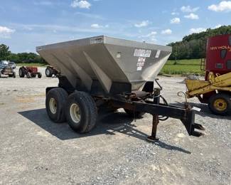 10 TON ADAMS FERTILIZE BUGGY