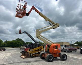 JLG 450AJ BOOM LIFT